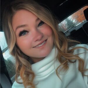 Meet your Posher, Stacy